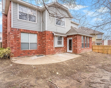 5201 Arrowhead Way - Photo Thumbnail 22