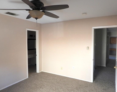 4090 Windhaven Lane - Photo Thumbnail 9
