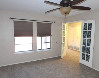 4090 Windhaven Lane - Photo Thumbnail 15