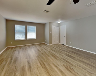 13717 Canyon Ranch Road - Photo Thumbnail 1