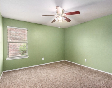 2308 Horseback Trail - Photo Thumbnail 15
