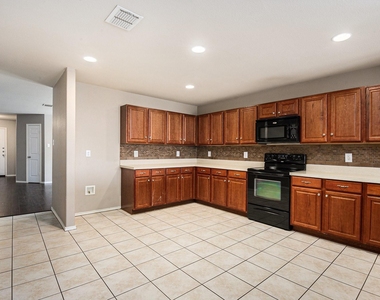 2308 Horseback Trail - Photo Thumbnail 10