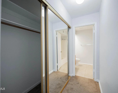 1905 E University Drive - Photo Thumbnail 8