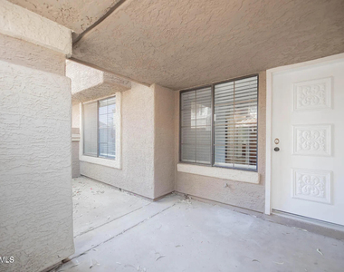 1905 E University Drive - Photo Thumbnail 15