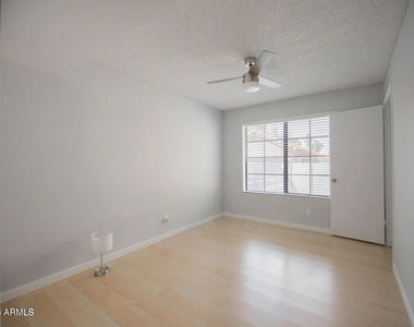 1905 E University Drive - Photo Thumbnail 13