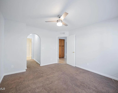 1905 E University Drive - Photo Thumbnail 7