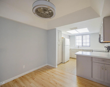 1905 E University Drive - Photo Thumbnail 3