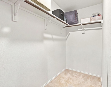 3409 Flicker Lane - Photo Thumbnail 23
