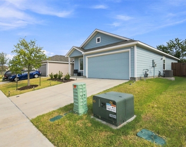 3409 Flicker Lane - Photo Thumbnail 3