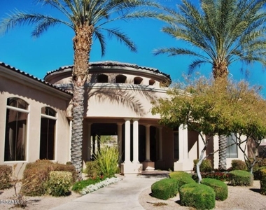 11000 N 77th Place - Photo Thumbnail 14