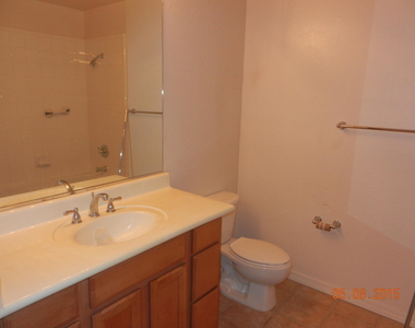 11000 N 77th Place - Photo Thumbnail 19