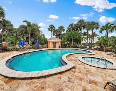 700 Uno Lago Drive - Photo Thumbnail 32