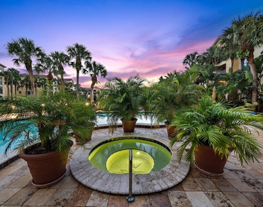 700 Uno Lago Drive - Photo Thumbnail 38