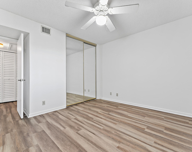 700 Uno Lago Drive - Photo Thumbnail 24