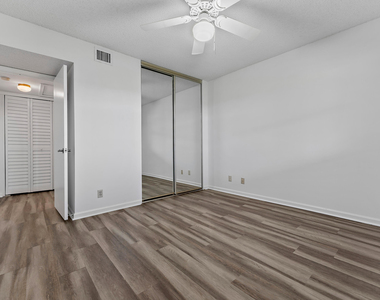 700 Uno Lago Drive - Photo Thumbnail 62