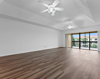700 Uno Lago Drive - Photo Thumbnail 55