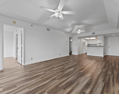 700 Uno Lago Drive - Photo Thumbnail 57