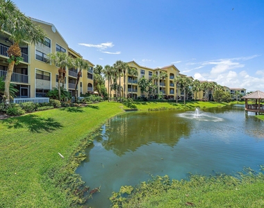 700 Uno Lago Drive - Photo Thumbnail 35