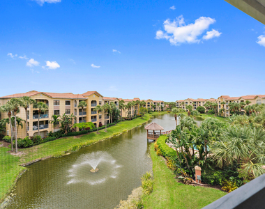 700 Uno Lago Drive - Photo Thumbnail 11