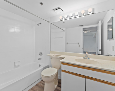 700 Uno Lago Drive - Photo Thumbnail 22
