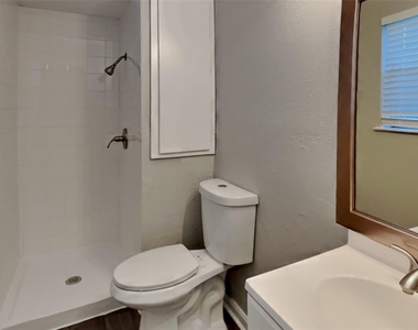 1558 Town Bluff Street - Photo Thumbnail 5