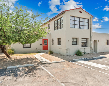 3949 E Earll Drive - Photo Thumbnail 1