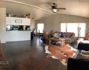 919 Chandry Circle - Photo Thumbnail 3