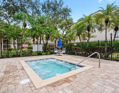204 Foxtail Drive - Photo Thumbnail 21