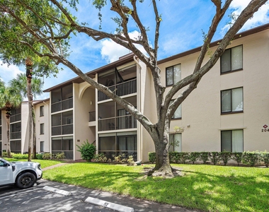 204 Foxtail Drive - Photo Thumbnail 20