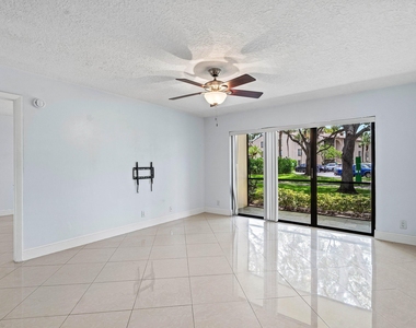 204 Foxtail Drive - Photo Thumbnail 4