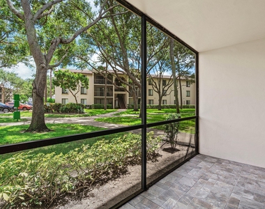 204 Foxtail Drive - Photo Thumbnail 18