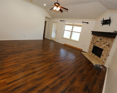 10433 E Lake Terrace - Photo Thumbnail 24