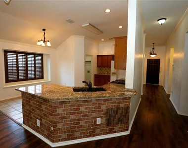 10433 E Lake Terrace - Photo Thumbnail 18