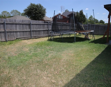 10433 E Lake Terrace - Photo Thumbnail 7