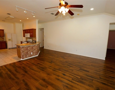 10433 E Lake Terrace - Photo Thumbnail 19