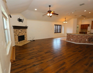 10433 E Lake Terrace - Photo Thumbnail 22