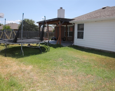 10433 E Lake Terrace - Photo Thumbnail 5