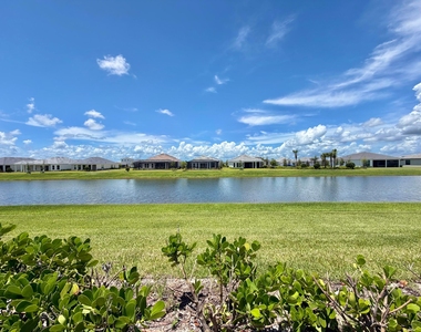 12813 Sw Forli Way - Photo Thumbnail 27