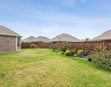 906 Overton Avenue - Photo Thumbnail 26