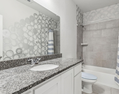906 Overton Avenue - Photo Thumbnail 20