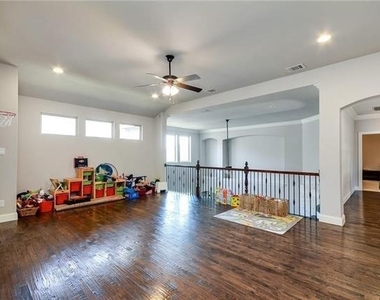 6209 Metz Street - Photo Thumbnail 21