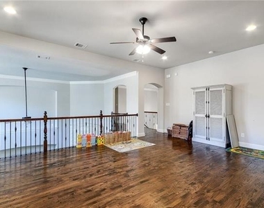 6209 Metz Street - Photo Thumbnail 23
