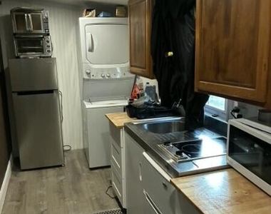 2855 Boston Court - Photo Thumbnail 6