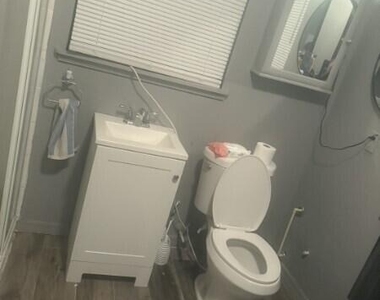 2855 Boston Court - Photo Thumbnail 12