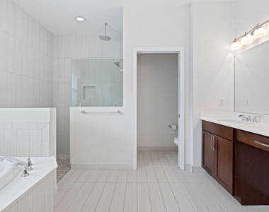 7018 Limestone Cay Road - Photo Thumbnail 24
