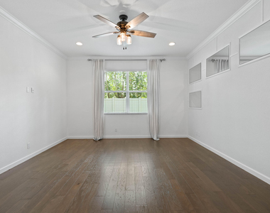 7018 Limestone Cay Road - Photo Thumbnail 25
