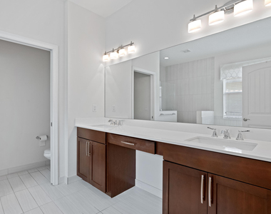 7018 Limestone Cay Road - Photo Thumbnail 23