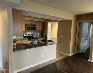 200 E Southern Avenue - Photo Thumbnail 19