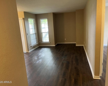 200 E Southern Avenue - Photo Thumbnail 5