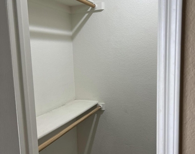 200 E Southern Avenue - Photo Thumbnail 14